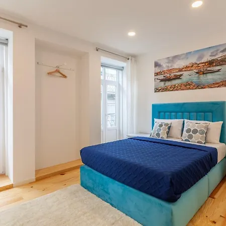& Apartment *